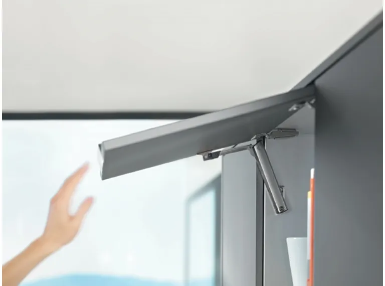 Aventos HK-XS di Blum